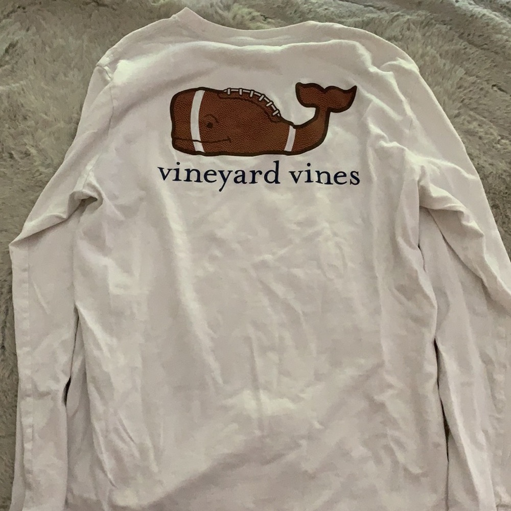 Long sleeve vineyard vines shirt